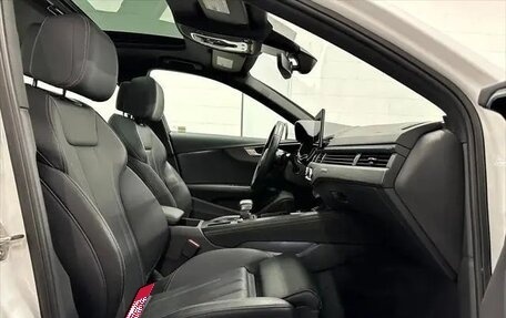 Audi A4, 2022 год, 4 037 500 рублей, 10 фотография
