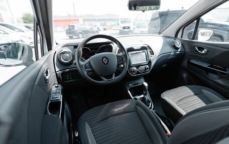 Renault Kaptur I рестайлинг, 2017 год, 1 580 000 рублей, 8 фотография
