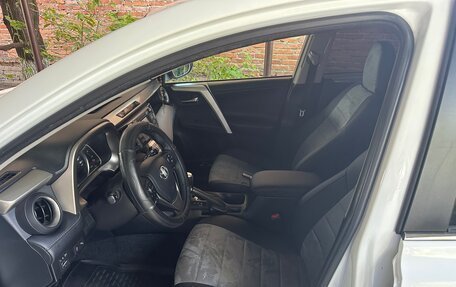 Toyota RAV4, 2014 год, 2 100 000 рублей, 5 фотография