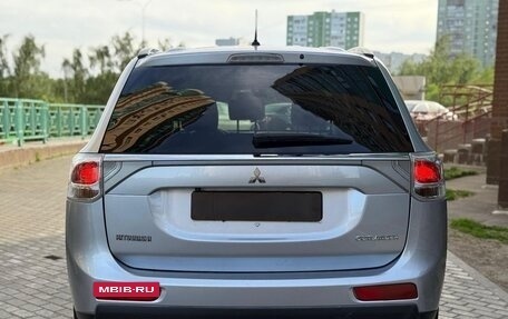 Mitsubishi Outlander III рестайлинг 3, 2012 год, 1 145 000 рублей, 3 фотография
