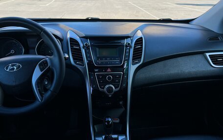 Hyundai i30 II рестайлинг, 2013 год, 870 000 рублей, 13 фотография