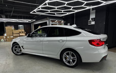 BMW 3 серия, 2018 год, 3 700 000 рублей, 13 фотография