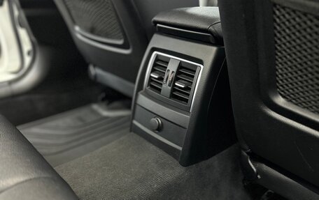 BMW 3 серия, 2018 год, 3 700 000 рублей, 31 фотография