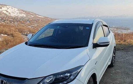 Honda Vezel, 2017 год, 1 800 000 рублей, 6 фотография