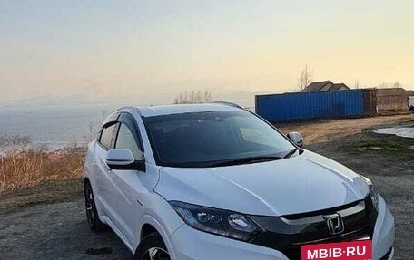 Honda Vezel, 2017 год, 1 800 000 рублей, 5 фотография