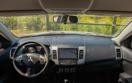 Mitsubishi Outlander III рестайлинг 3, 2009 год, 1 155 000 рублей, 21 фотография