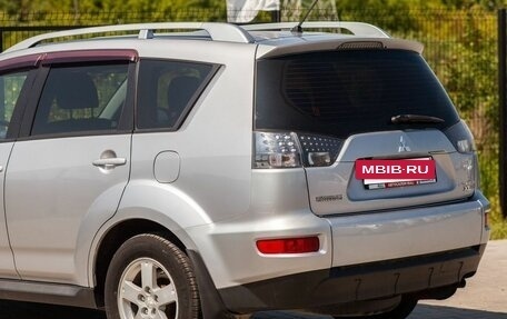 Mitsubishi Outlander III рестайлинг 3, 2009 год, 1 155 000 рублей, 14 фотография