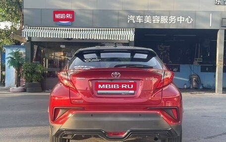 Toyota C-HR I рестайлинг, 2021 год, 1 591 000 рублей, 5 фотография