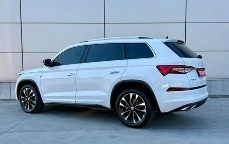 Skoda Kodiaq I, 2022 год, 3 800 275 рублей, 4 фотография
