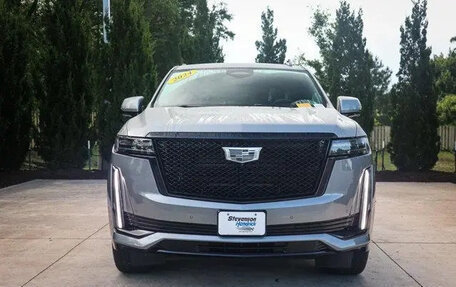 Cadillac Escalade V, 2022 год, 8 260 000 рублей, 2 фотография
