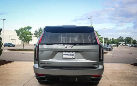 Cadillac Escalade V, 2022 год, 8 260 000 рублей, 7 фотография