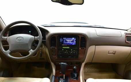 Toyota Land Cruiser 100 рестайлинг 2, 2000 год, 1 080 000 рублей, 5 фотография