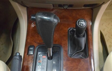Toyota Land Cruiser 100 рестайлинг 2, 2000 год, 1 080 000 рублей, 8 фотография