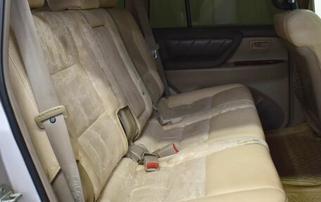 Toyota Land Cruiser 100 рестайлинг 2, 2000 год, 1 080 000 рублей, 13 фотография