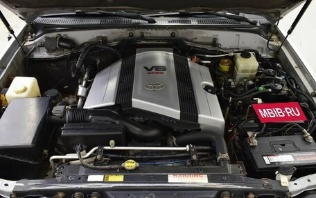 Toyota Land Cruiser 100 рестайлинг 2, 2000 год, 1 080 000 рублей, 16 фотография