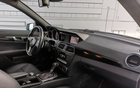 Mercedes-Benz C-Класс, 2013 год, 1 610 000 рублей, 29 фотография