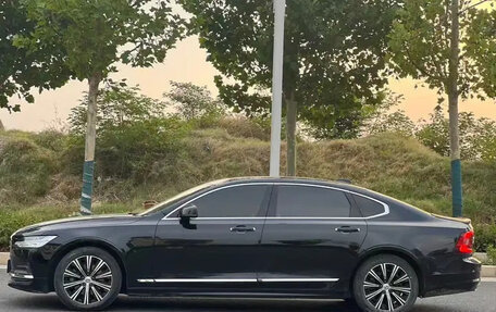 Volvo S90 II рестайлинг, 2022 год, 2 815 000 рублей, 8 фотография