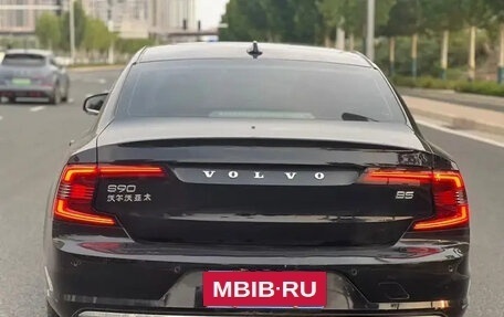 Volvo S90 II рестайлинг, 2022 год, 2 815 000 рублей, 10 фотография