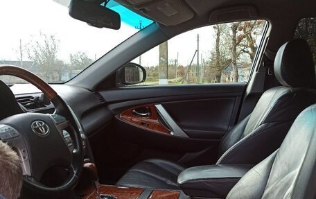 Toyota Camry, 2011 год, 1 170 000 рублей, 10 фотография