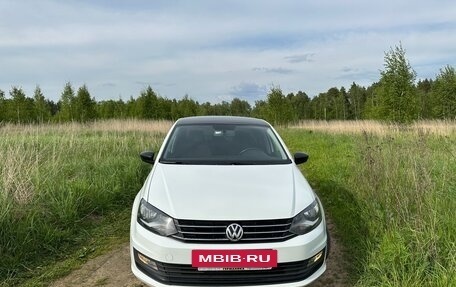Volkswagen Polo VI (EU Market), 2017 год, 980 000 рублей, 2 фотография