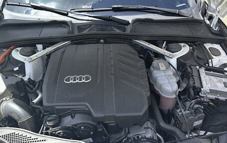 Audi A4, 2021 год, 2 850 000 рублей, 7 фотография