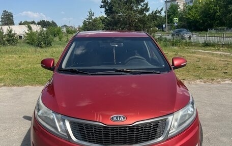 KIA Rio III рестайлинг, 2012 год, 650 000 рублей, 2 фотография