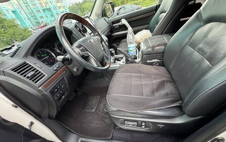 Toyota Land Cruiser 200, 2016 год, 6 050 000 рублей, 13 фотография