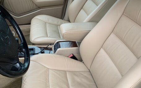 Mercedes-Benz E-Класс, 1994 год, 1 450 000 рублей, 4 фотография