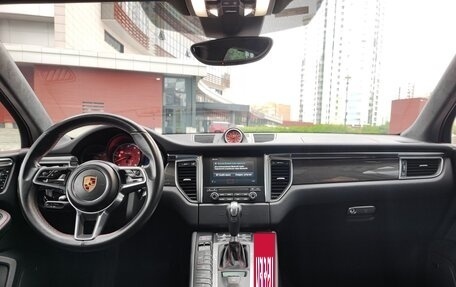 Porsche Macan I рестайлинг, 2017 год, 4 500 000 рублей, 11 фотография