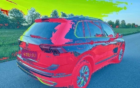 Volkswagen Tiguan II, 2021 год, 2 600 000 рублей, 6 фотография