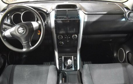 Suzuki Grand Vitara, 2005 год, 667 000 рублей, 12 фотография