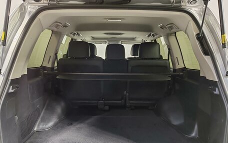 Toyota Land Cruiser 200, 2015 год, 4 850 000 рублей, 10 фотография