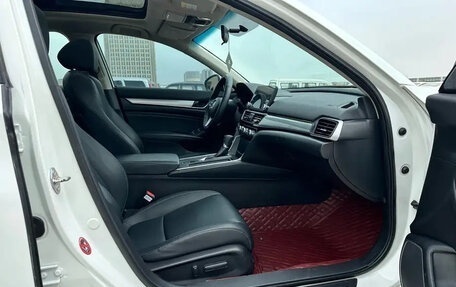 Honda Inspire, 2020 год, 1 500 000 рублей, 15 фотография