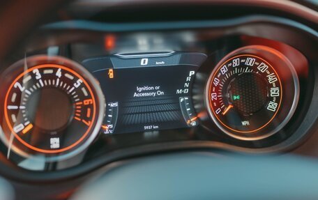 Dodge Challenger III рестайлинг 2, 2020 год, 13 000 000 рублей, 7 фотография