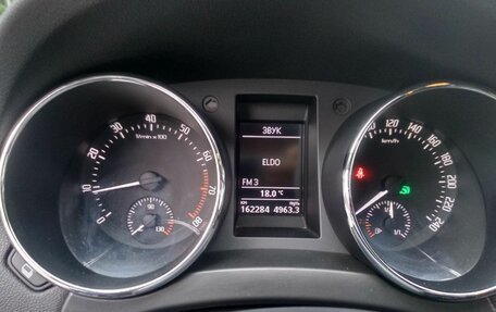 Skoda Yeti I рестайлинг, 2015 год, 1 300 000 рублей, 10 фотография