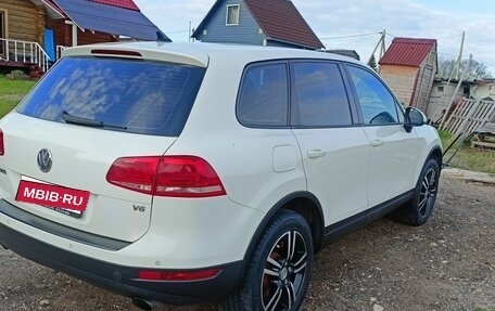 Volkswagen Touareg III, 2010 год, 1 550 000 рублей, 3 фотография
