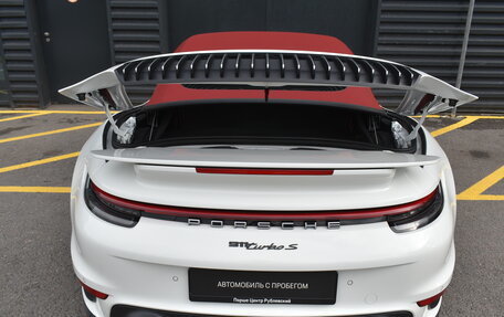 Porsche 911, 2022 год, 26 650 000 рублей, 13 фотография