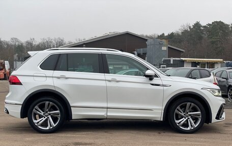 Volkswagen Tiguan II, 2022 год, 2 670 000 рублей, 4 фотография