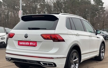 Volkswagen Tiguan II, 2022 год, 2 670 000 рублей, 5 фотография