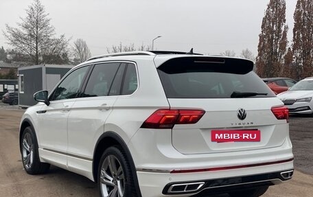 Volkswagen Tiguan II, 2022 год, 2 670 000 рублей, 7 фотография