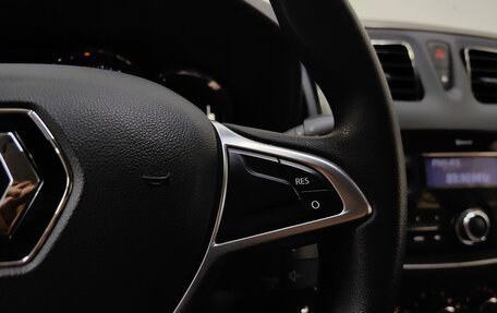 Renault Sandero II рестайлинг, 2019 год, 999 000 рублей, 18 фотография