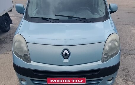 Renault Kangoo II рестайлинг, 2012 год, 650 000 рублей, 1 фотография
