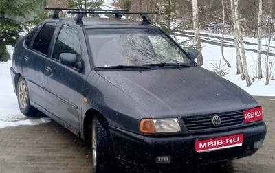 Volkswagen Polo III рестайлинг, 1997 год, 170 000 рублей, 1 фотография