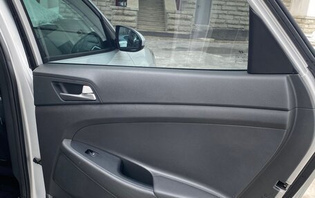 Hyundai Tucson III, 2017 год, 2 287 000 рублей, 21 фотография