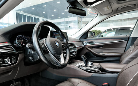 BMW 5 серия, 2018 год, 3 350 000 рублей, 20 фотография