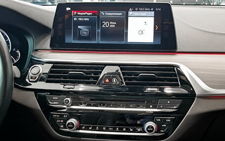 BMW 5 серия, 2018 год, 3 350 000 рублей, 19 фотография