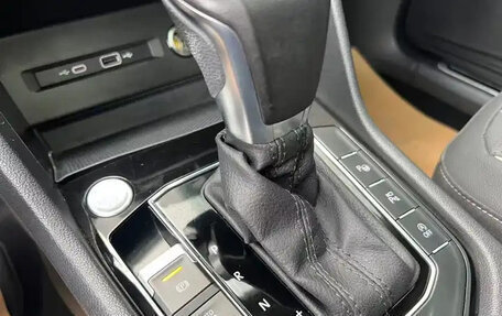 Volkswagen Tiguan II, 2021 год, 2 350 227 рублей, 11 фотография