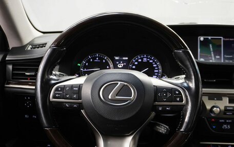 Lexus ES VII, 2017 год, 2 300 000 рублей, 10 фотография