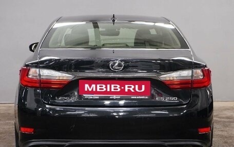 Lexus ES VII, 2017 год, 2 300 000 рублей, 6 фотография