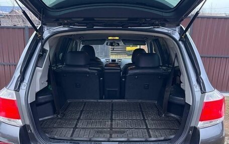 Toyota Highlander III, 2011 год, 2 300 000 рублей, 12 фотография
